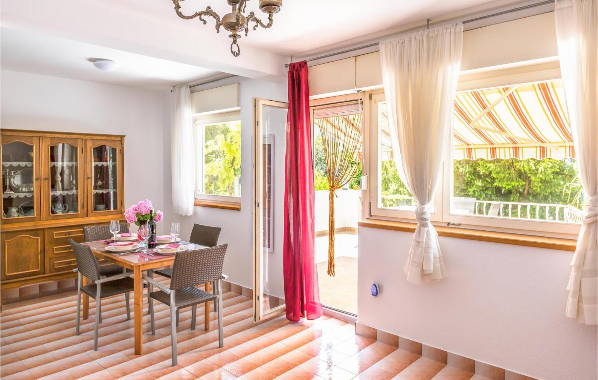 Nice Apartment In Tucepi With Wifi Exterior foto
