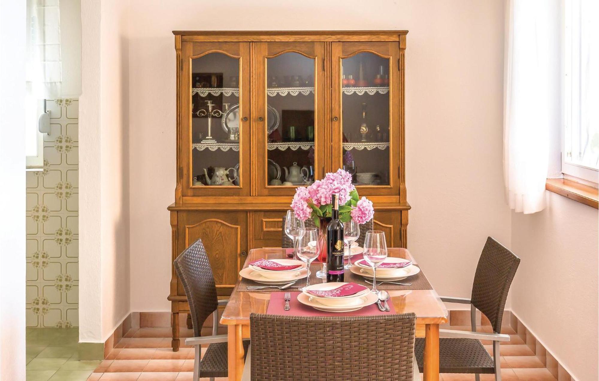 Nice Apartment In Tucepi With Wifi Exterior foto